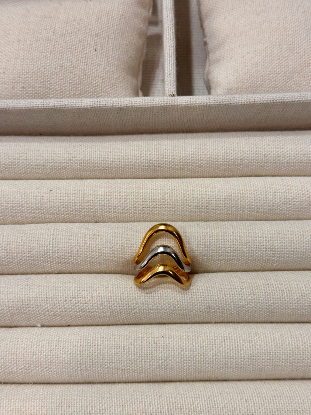 Anillo Luciana