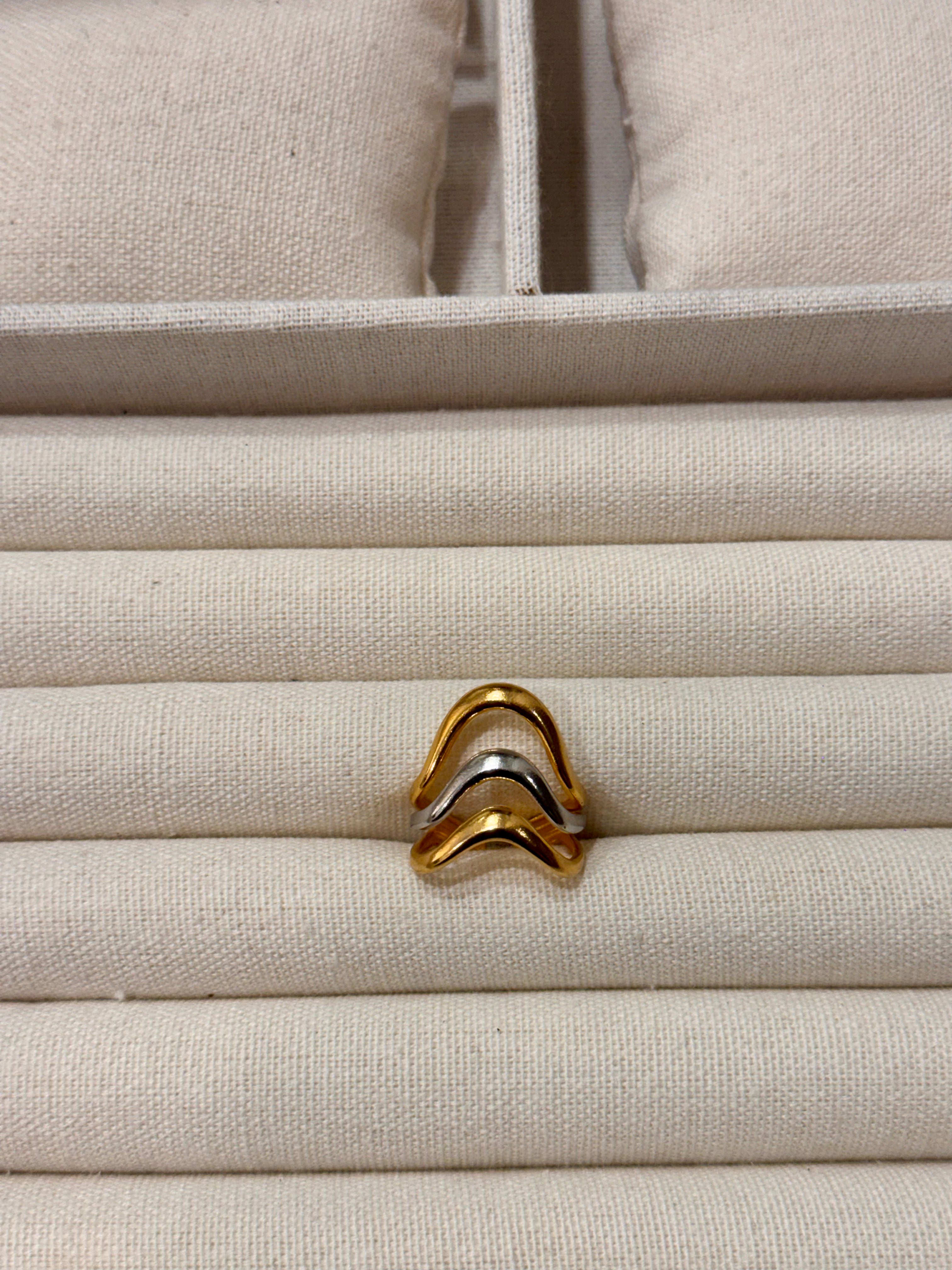Anillo Luciana