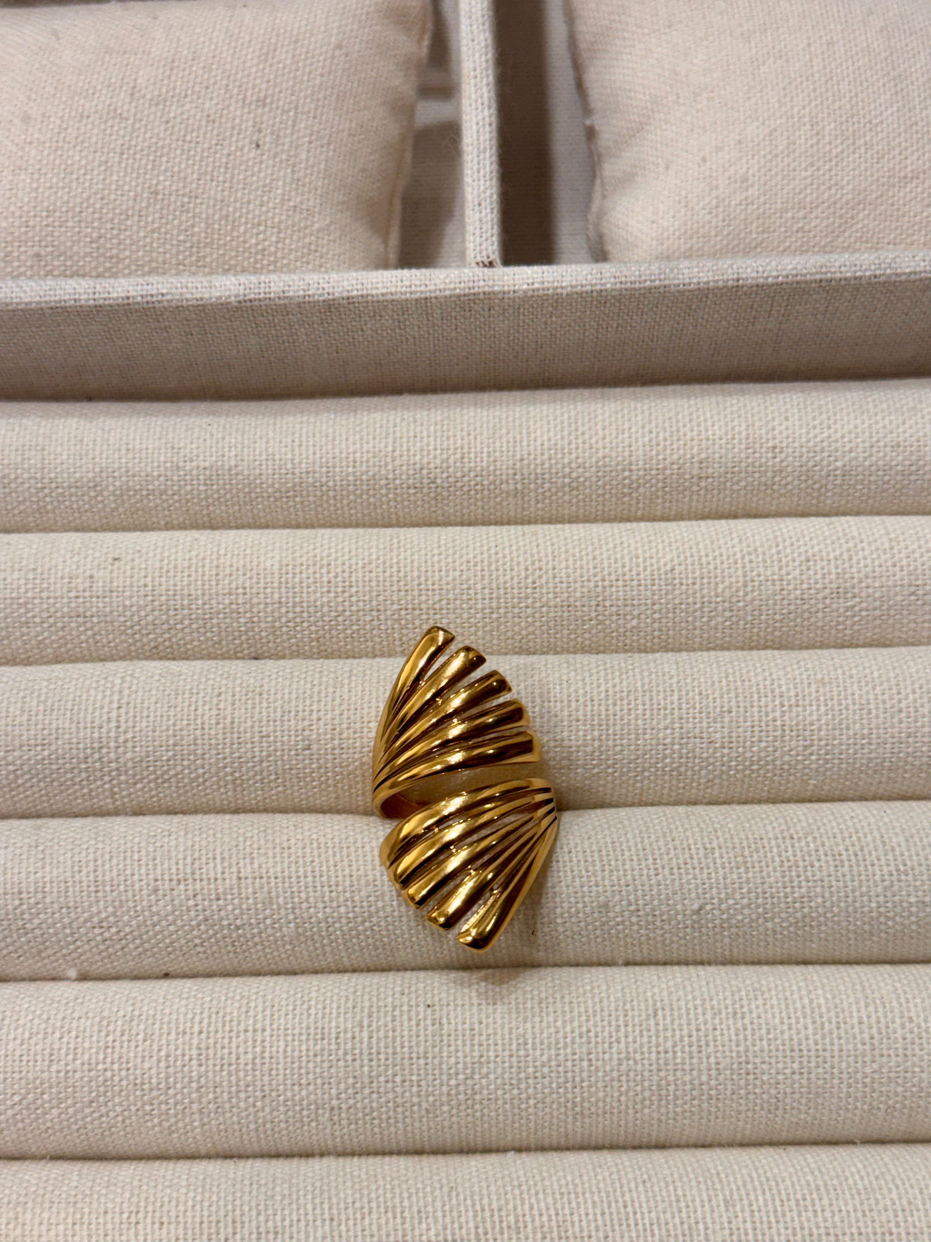 Anillo Andrea